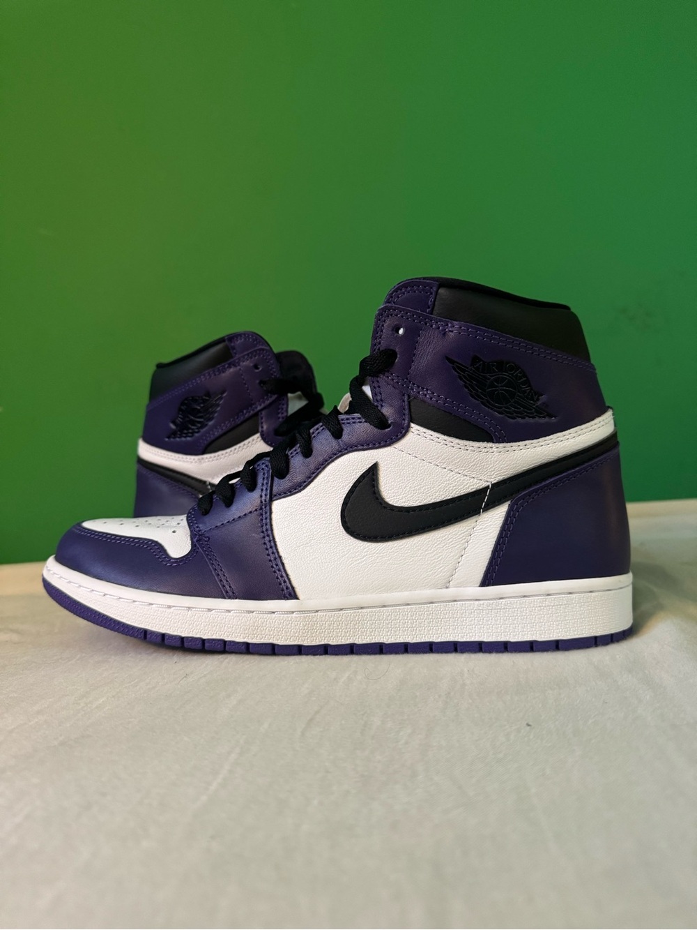 Jordan 1 high court purple size 10.5